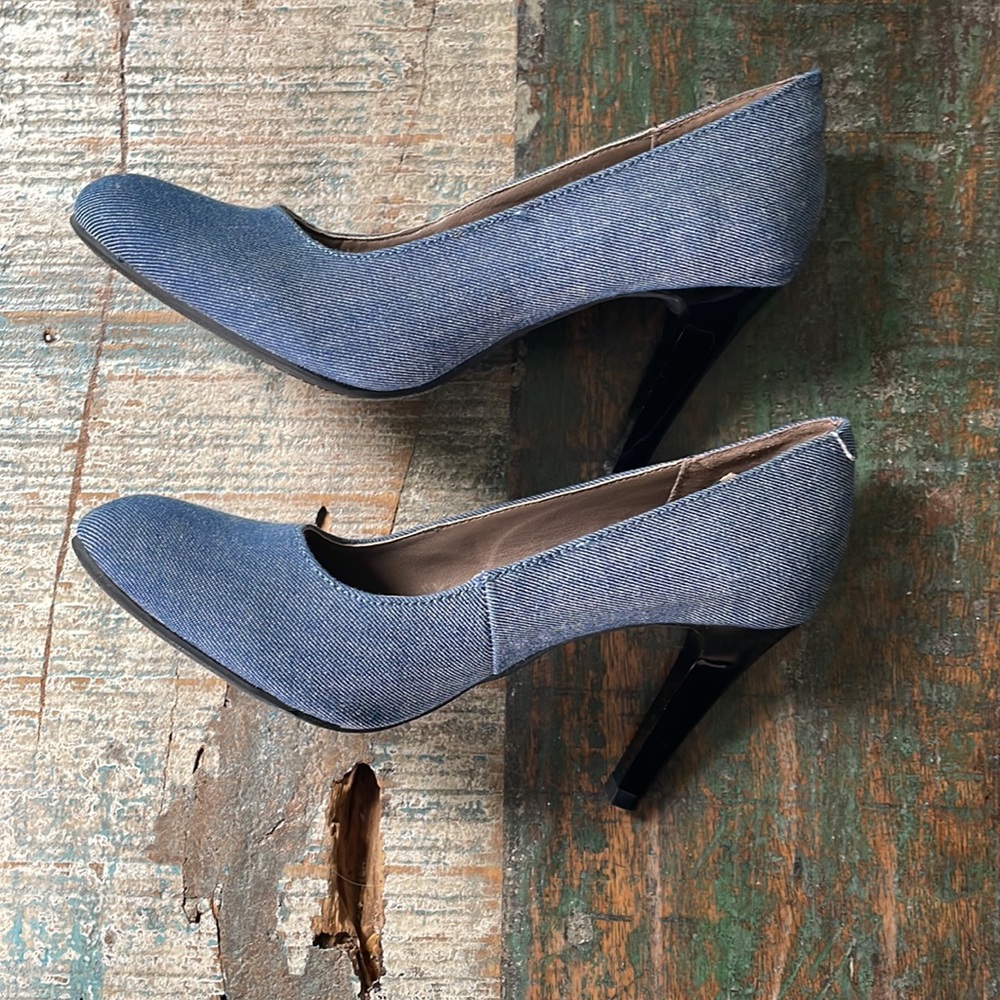 Rialto denim heel 3 1/2” heel (size 6.5) - Picture 5 of 13